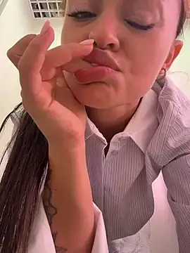 Stripchat Free Porn Cam of AngelinaTeller