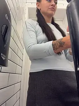 Stripchat Live Sex of AngelinaTeller