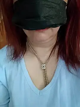 Stripchat Live Porn of Egyptianmilf2000