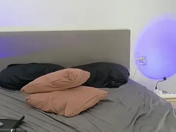 Stripchat Live Porn of Kiralimme_