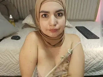 Stripchat Watch Live Sex Cams of dalilasaadi_
