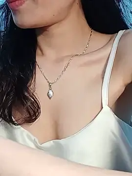 Stripchat Live Sex of Hinna_x
