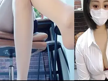 Stripchat Best live sex cam show of Latte-01