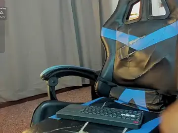 Stripchat Live Porn of Alessandro_Abruzzo