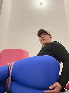 Stripchat Watch Live Sex Cams of kim_monti