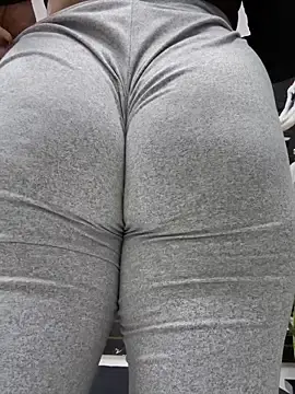 Stripchat Best Webcam of kim_monti