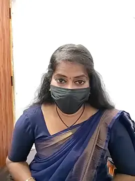 Stripchat Sex Cam of tamil_Sigappu_Roja