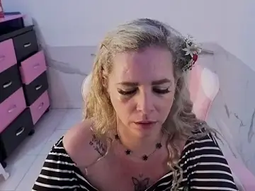 Stripchat Live Sex of HannaBrave