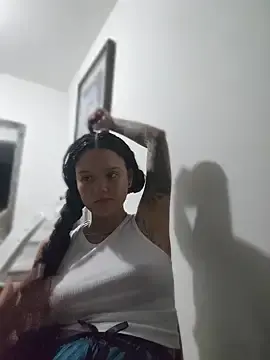 Stripchat Watch Live Sex Cams of LorenRosse