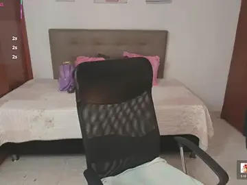 Stripchat Sex Cam of Miley_Baker