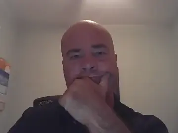 Stripchat Sex Cam of cyclone8888
