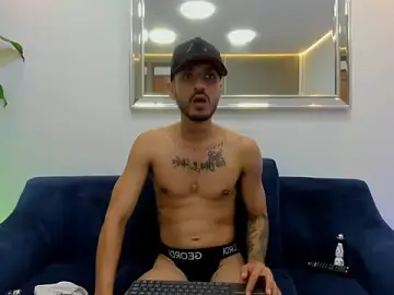 Stripchat Free Live Porn of denis_winslow