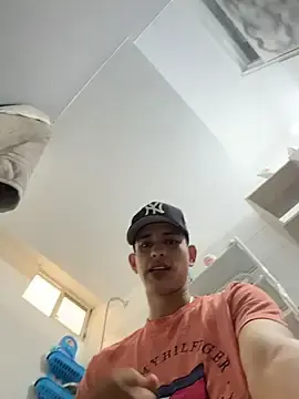 Stripchat Live Sex Cam of HarryGaze