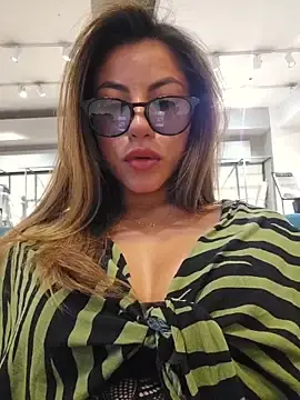 Stripchat Free Live Porn of Karen_San_Miguel