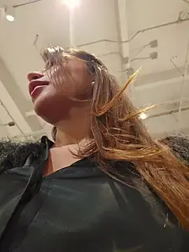 Stripchat Sex Cam of Karen_San_Miguel