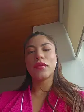 Stripchat Free Live Porn of Karen_San_Miguel