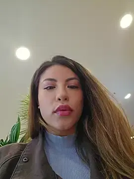 Stripchat Free Live Porn of Karen_San_Miguel