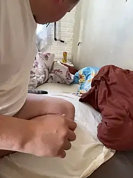 Stripchat Live Sex Cam of MrMrsRight
