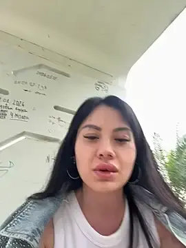 Stripchat Sex Cam of Wet__Bunny