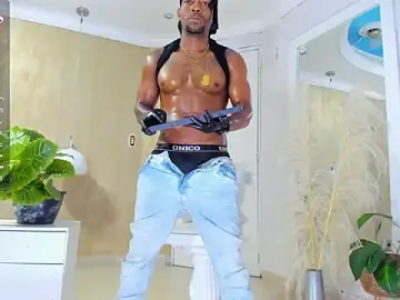 Stripchat Private Sex Chat of RicoBrown777_