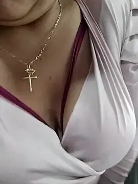 Stripchat Best Webcam of __valentina18