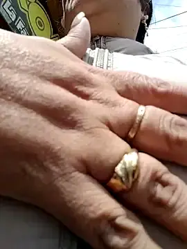 Stripchat Watch Live Sex Cams of __valentina18