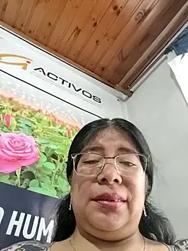 Stripchat Best Webcam of __valentina18