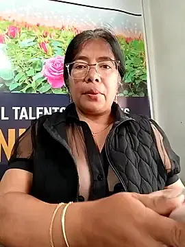 Stripchat Live Sex of __valentina18