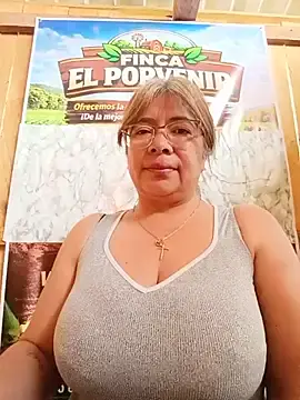 Stripchat Best live sex cam show of __valentina18