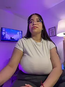 Stripchat Watch Live Sex Cams of tati_reyess