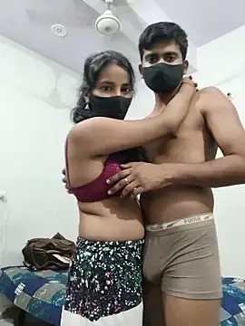 Stripchat Live Sex Cam of Crazycpl__1
