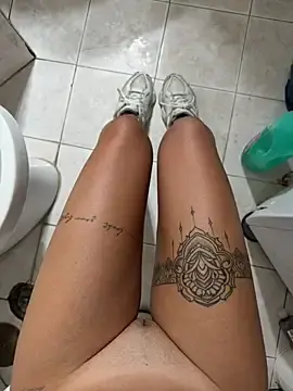 Stripchat Live Porn of Thegirlofthemirror