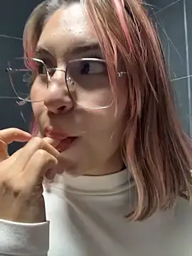 Stripchat Free Porn Cam of nani_rosse_of