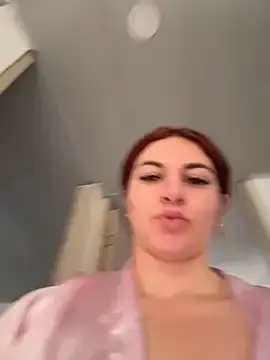 Stripchat Sex Cam of AtheneaRossi