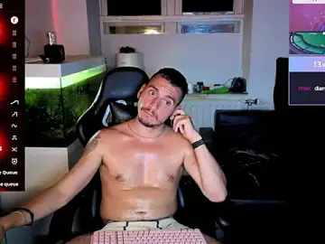 Stripchat Live Sex of Rayzel_White