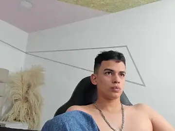 Stripchat Adult Webcams of DrakoStone