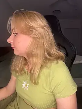 Stripchat Best Webcam of Lotttiee