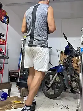 Stripchat Free Porn Cam of Paul22cm-