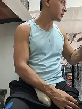 Stripchat Live Porn of Paul22cm-
