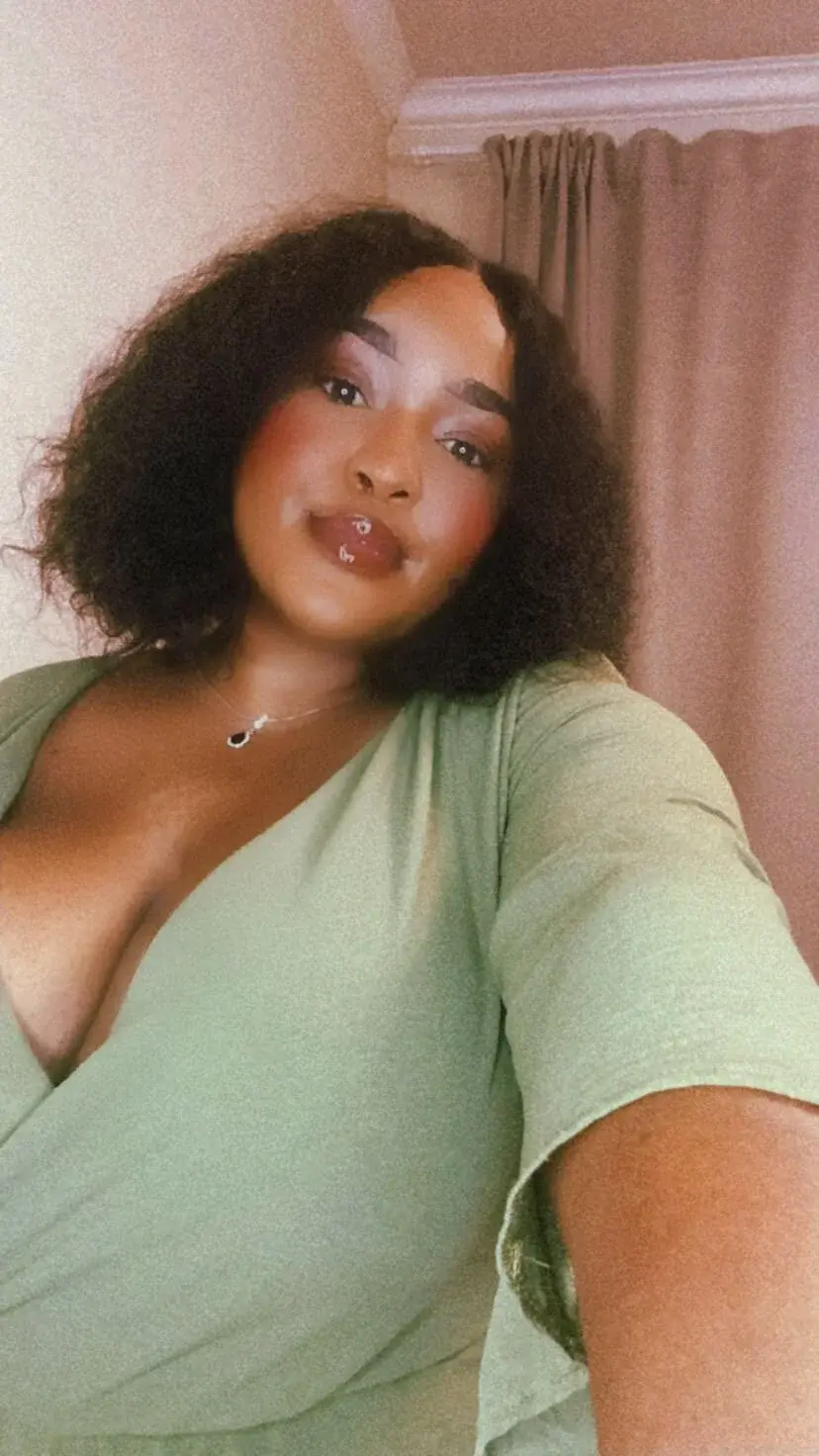 SubmissiveBabe01