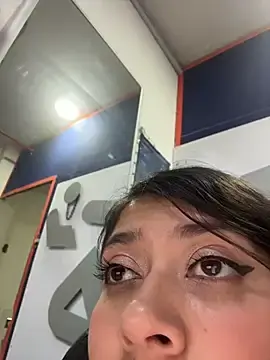 Stripchat Free Live Porn of emilyjohanson
