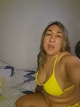 Stripchat Free Porn Cam of kitty_84