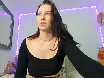 Stripchat Sex Cam of EmberLuna_