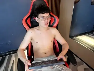Stripchat Sex Cam of AngeloBocellii