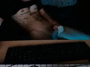 Stripchat Live Sex Cam of Kryk777