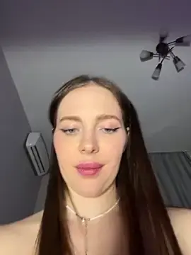 Stripchat Adult Webcam of -SweetDi-