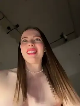 Stripchat Best Webcam of -SweetDi-