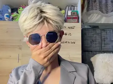 Stripchat Watch Live Sex Cams of Andy_Belier23