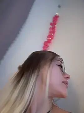 Stripchat Free Live Porn of -Sexy_Barbie-