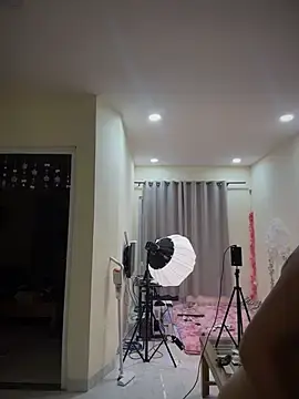 Stripchat Free Porn Cam of -Sexy_Barbie-